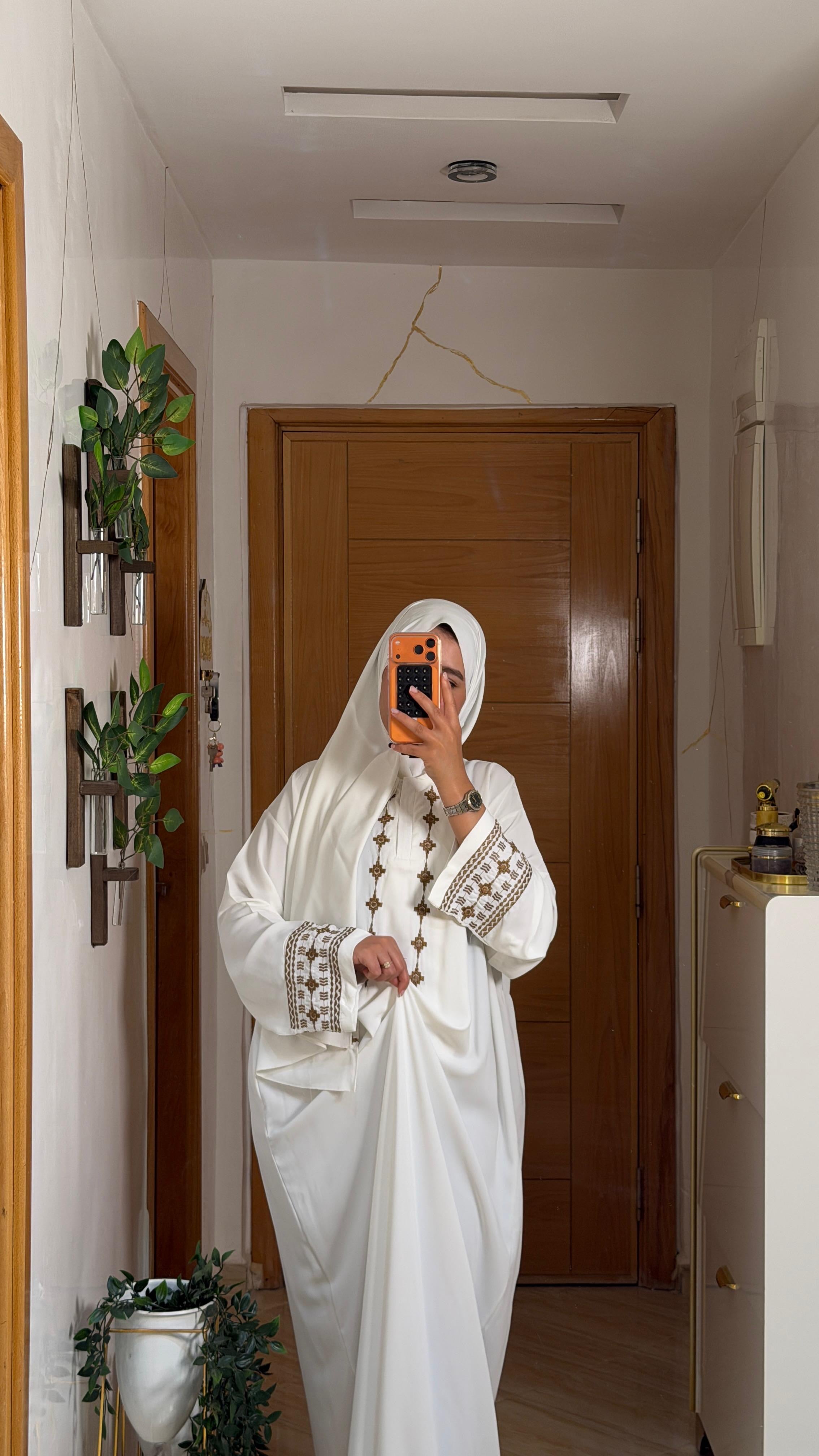 عباية للعريسات للصلاة