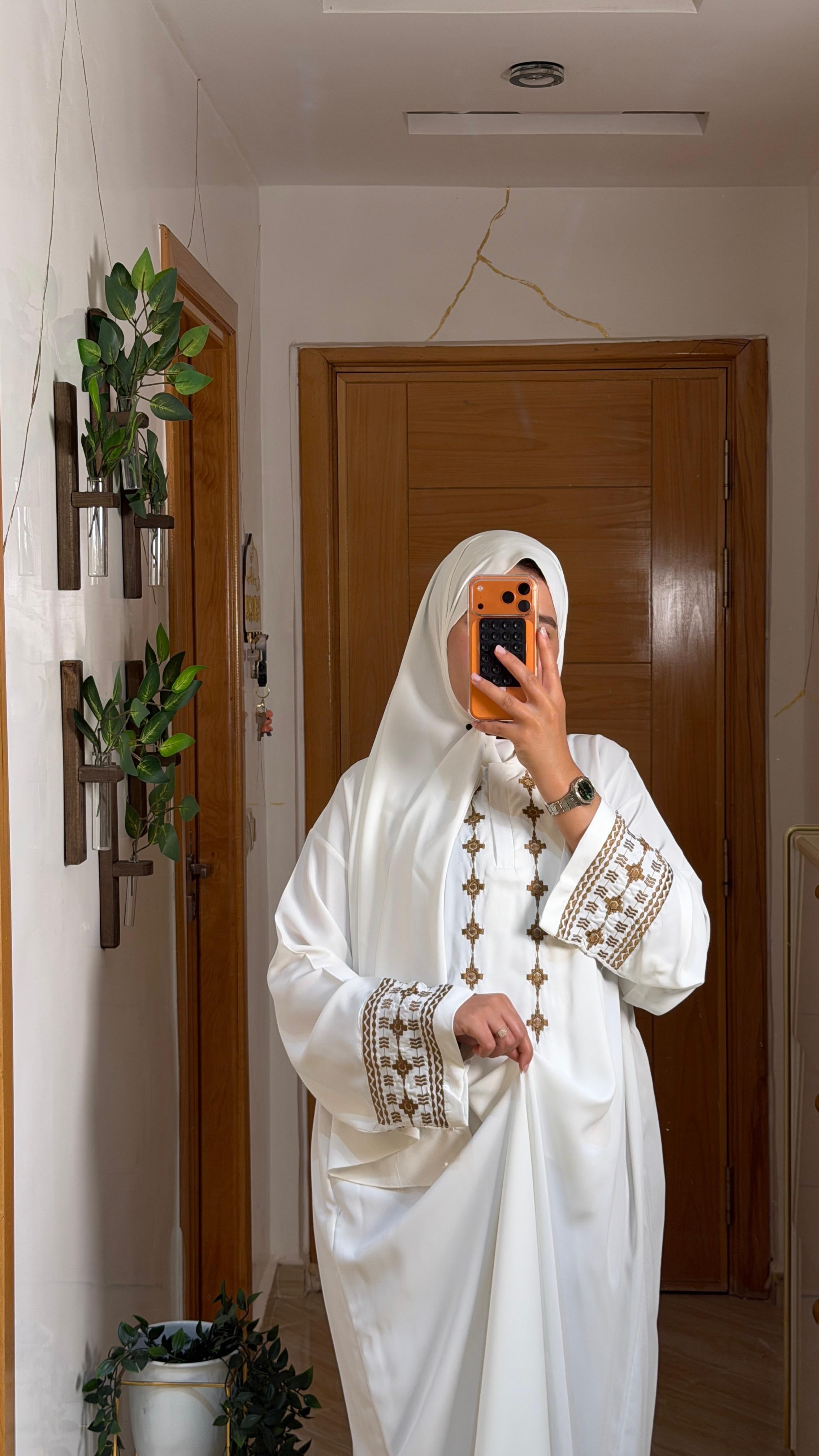 عباية للعريسات للصلاة