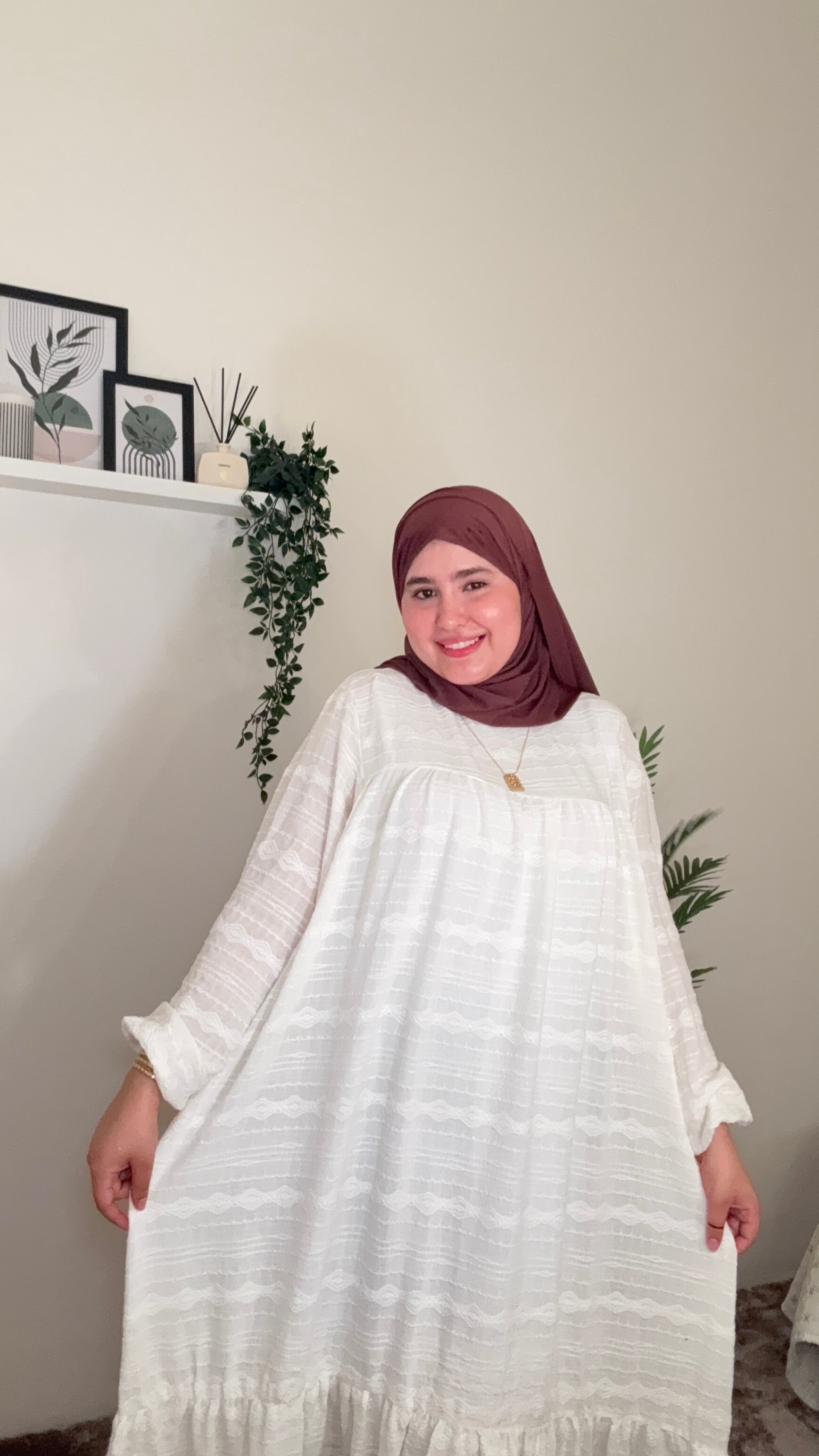فستان صيفي أنيق (مقاس وافي خودي مقاس أصغر من المعتاد)