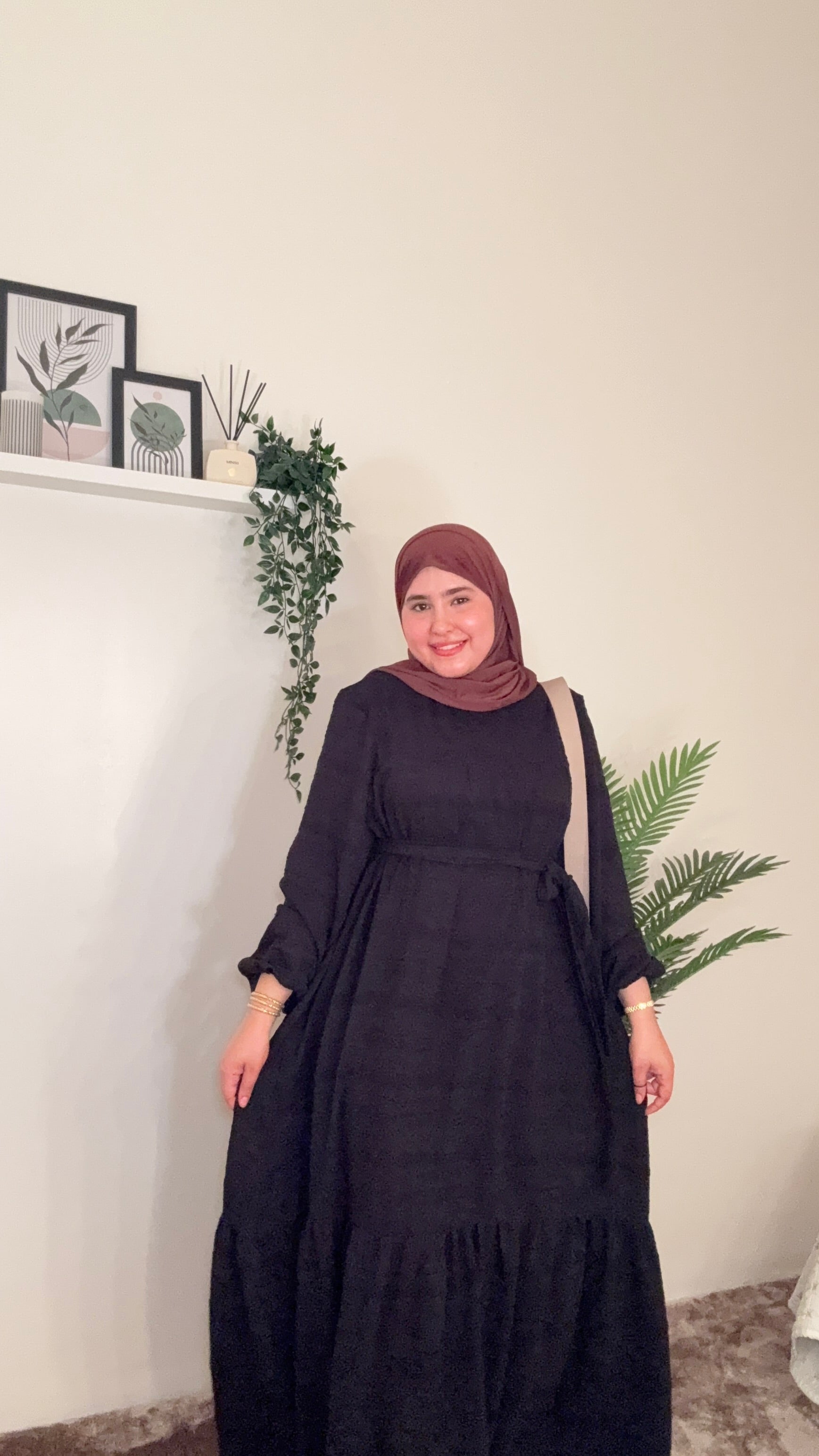 فستان صيفي أنيق (مقاس وافي خودي مقاس أصغر من المعتاد)