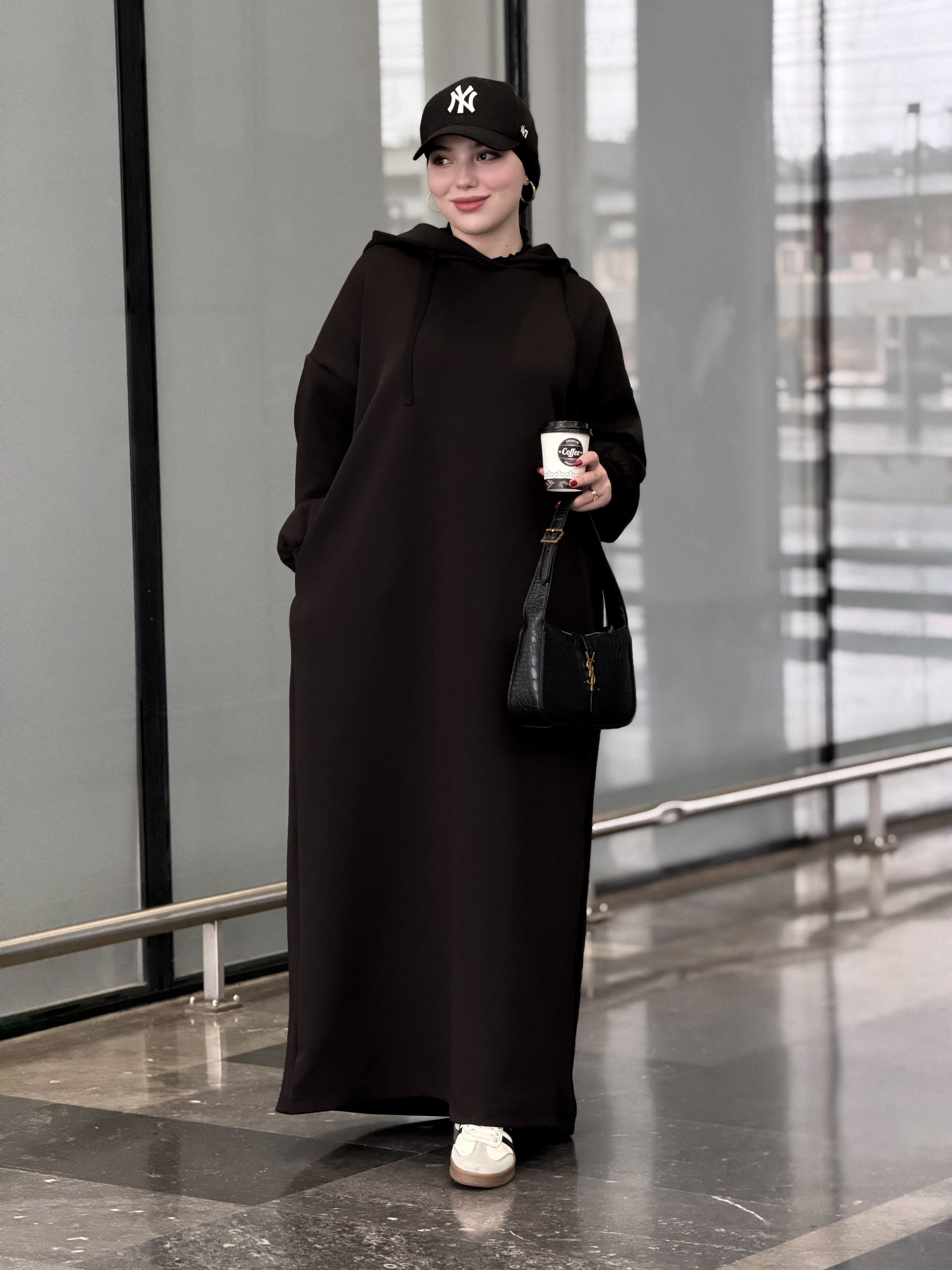 قبية شتوية طويلة (مقاس وافي خودي مقاس أصغر من المعتاد )