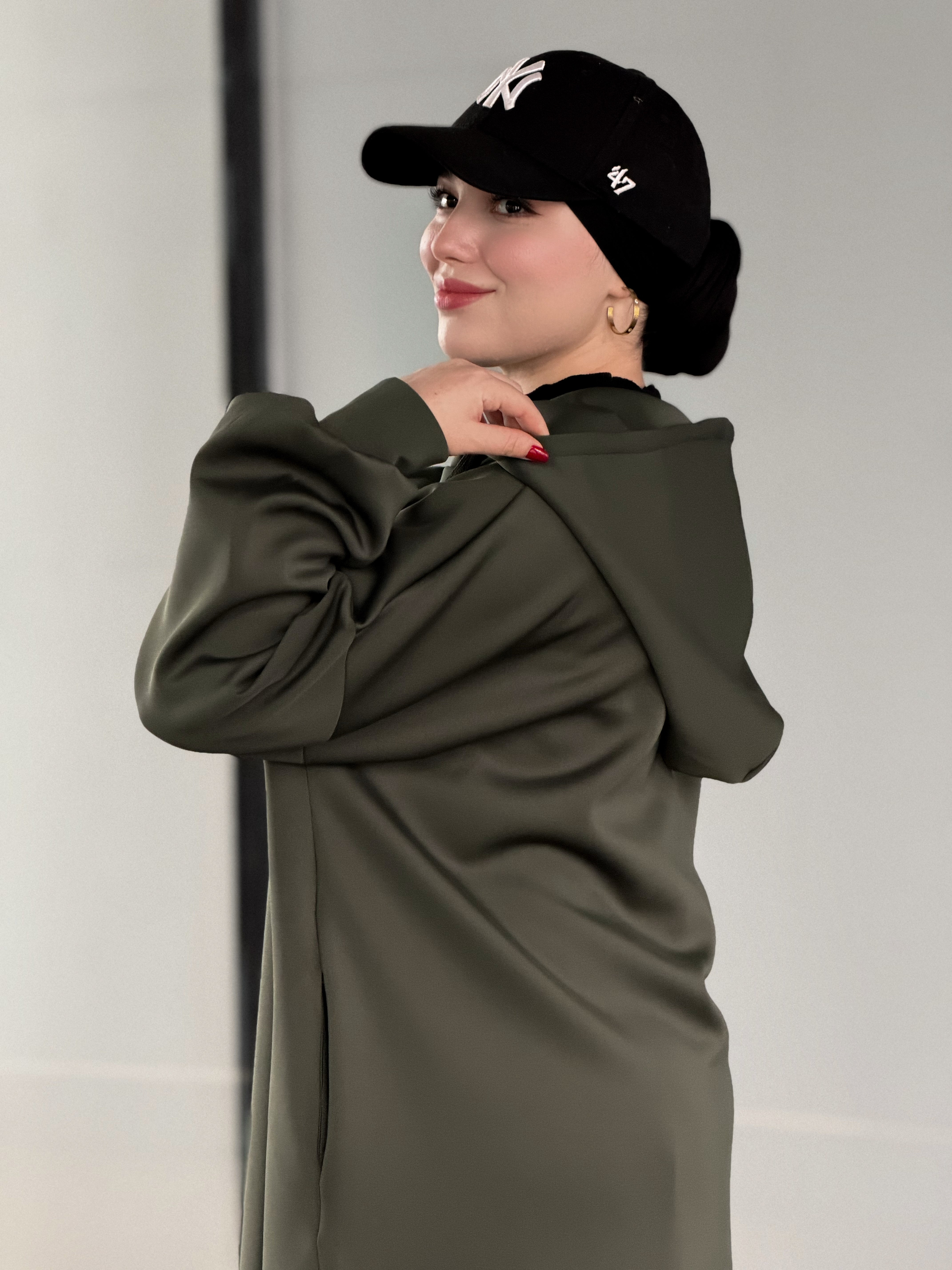 قبية شتوية طويلة (مقاس وافي خودي مقاس أصغر من المعتاد )